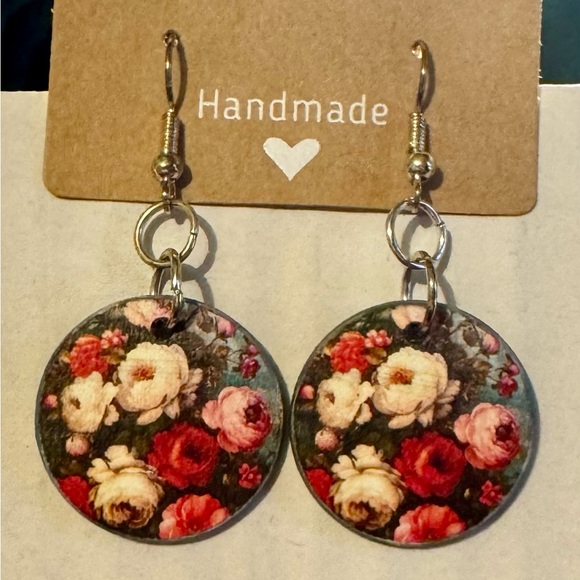 Handmade Jewelry - Floral Handmade Earrings - Red and Pink